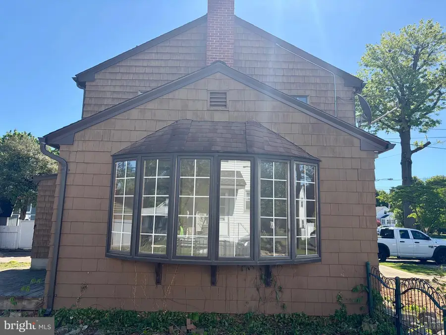 5 Laurel Ave, Bordentown, NJ 08505 - #2