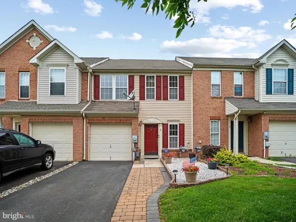 3 Caramel Dr, LUMBERTON, NJ 08048