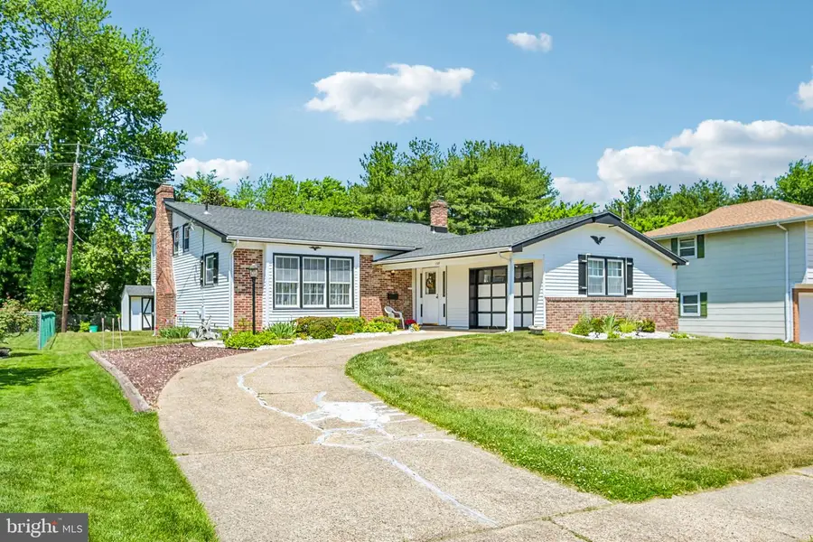138 Brentwood Dr, Mount Laurel, NJ 08054 - #3