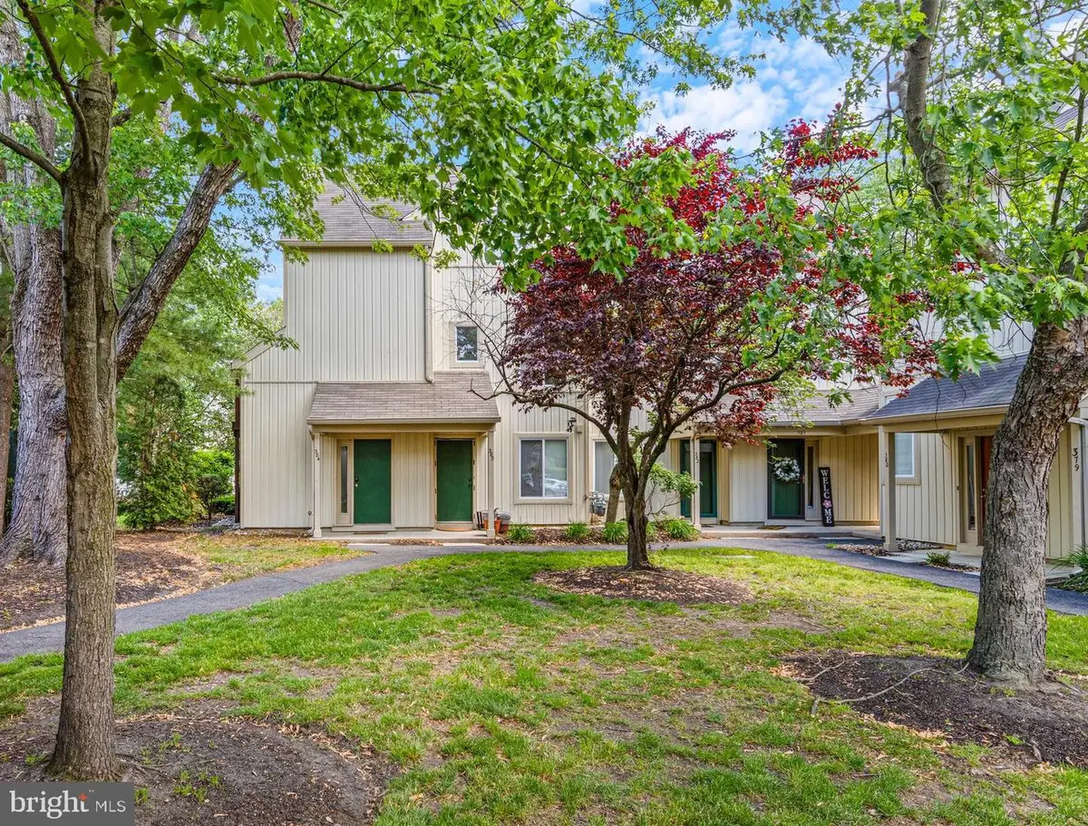 384 Woodlake Dr, Marlton, NJ 08053 - #1