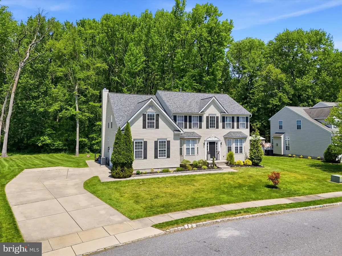 4 Taisley Ln, Burlington, NJ 08016 - #1