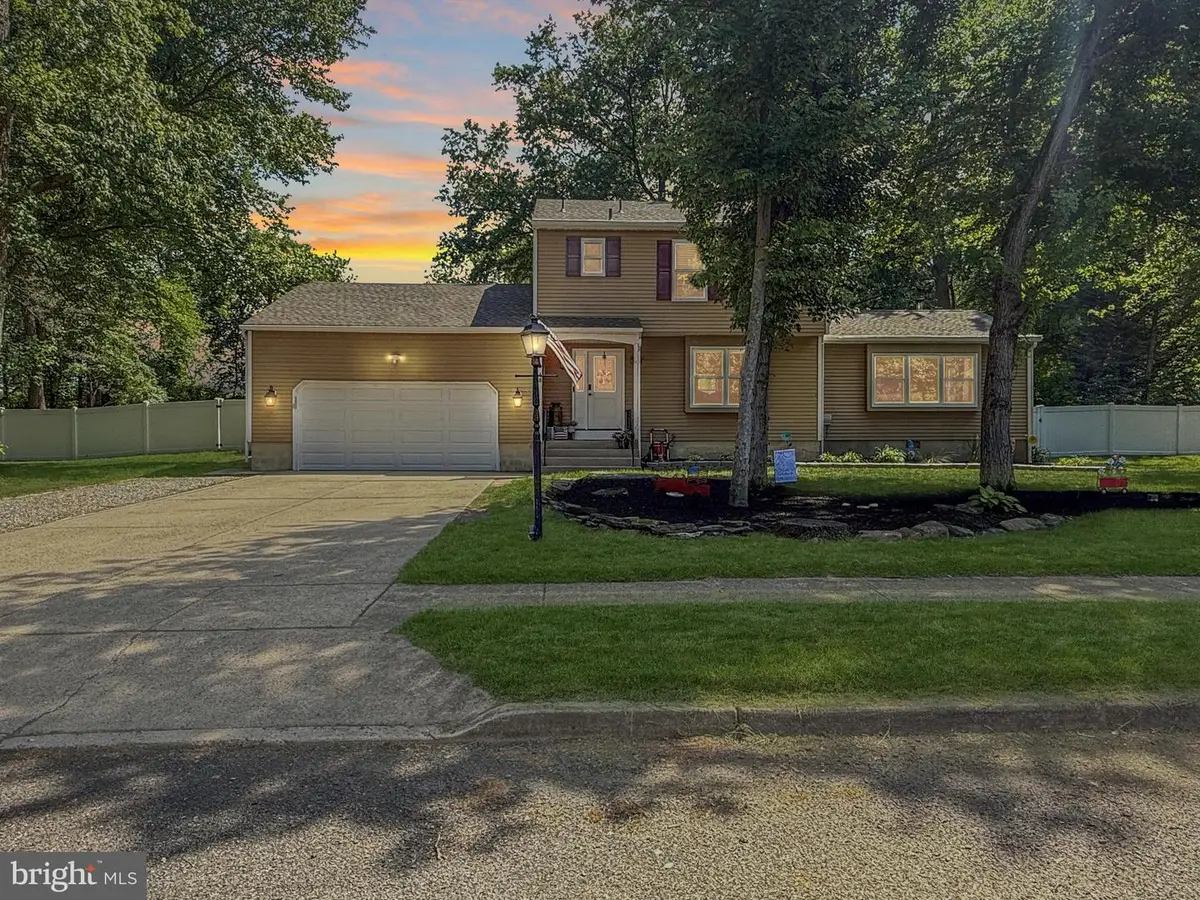48 Tall Timber Ln, Burlington, NJ 08016 - #1