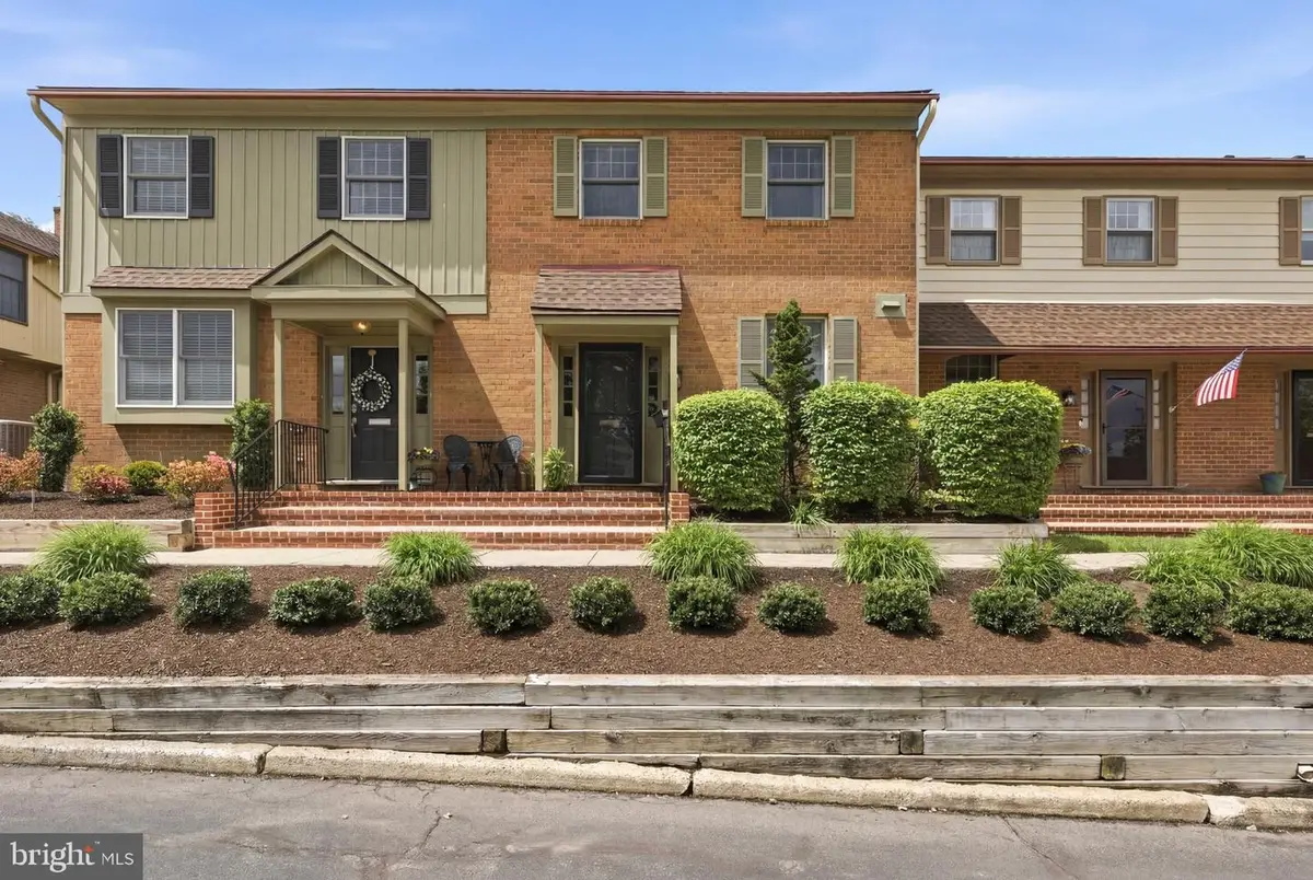 633 E Main St #b2, Moorestown, NJ 08057 - #1