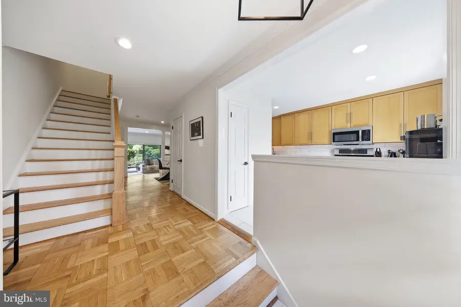 633 E Main St #b2, Moorestown, NJ 08057 - #2