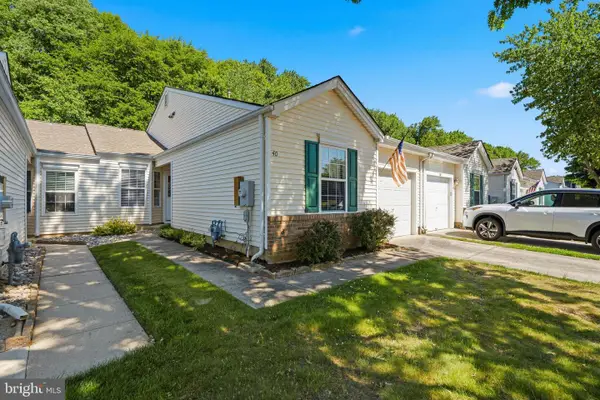 40 Peppergrass N, MOUNT LAUREL, NJ 08054