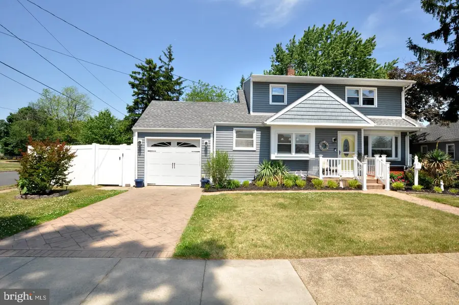 407 Oak St, Riverside, NJ 08075 - #2