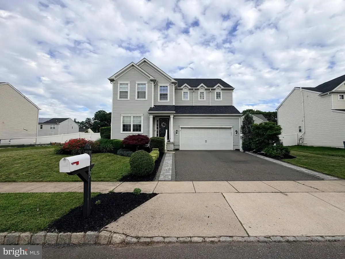 3 Tetkoski Ct, Florence, NJ 08518 - #1