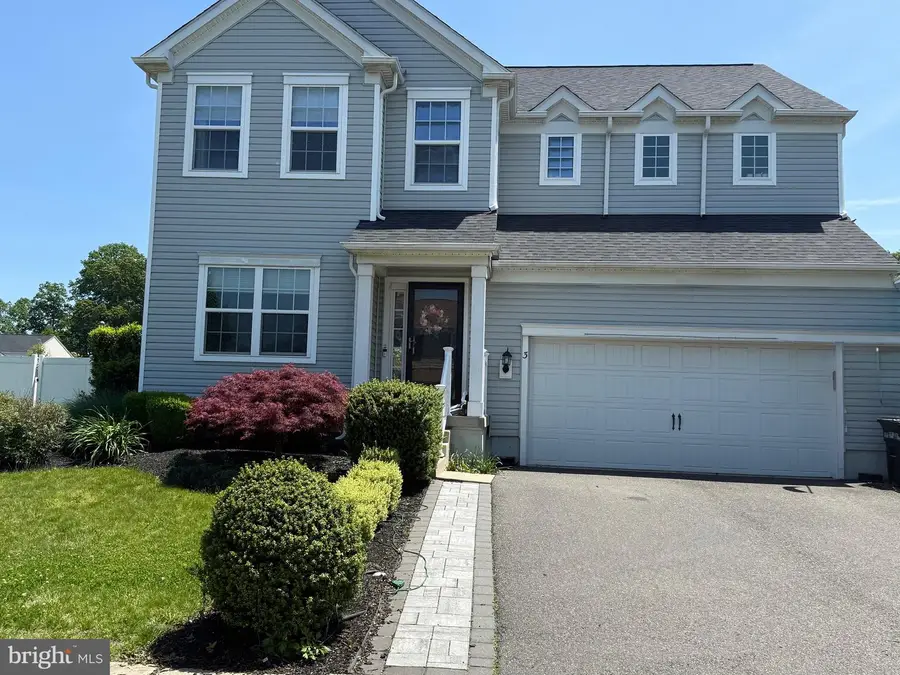 3 Tetkoski Ct, Florence, NJ 08518 - #2