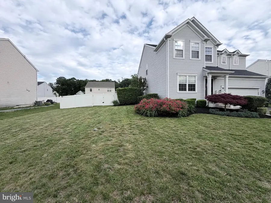 3 Tetkoski Ct, Florence, NJ 08518 - #3