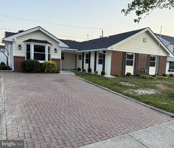 10 Midfield Ln, WILLINGBORO, NJ 08046
