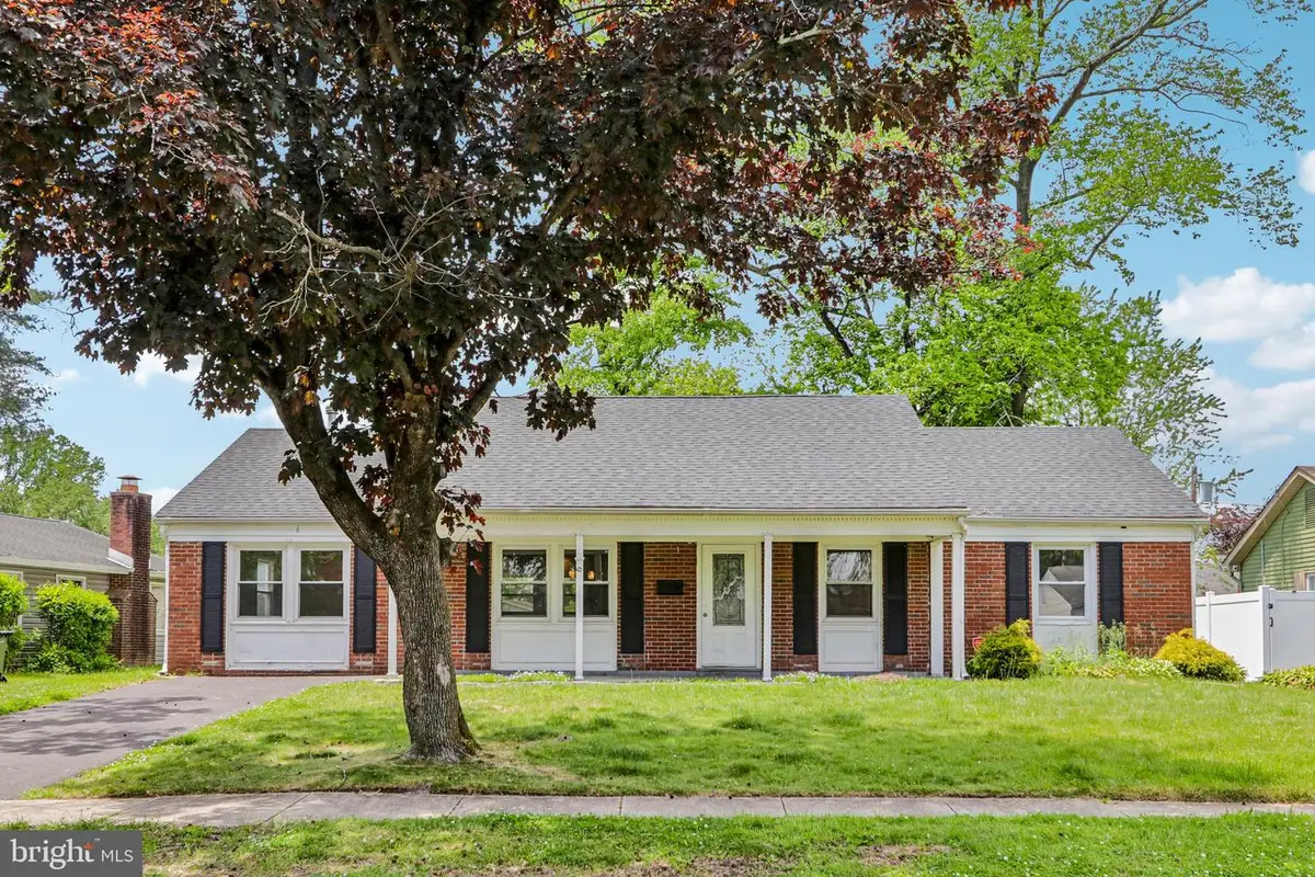 6 Newport Ln, Willingboro, NJ 08046 - #1