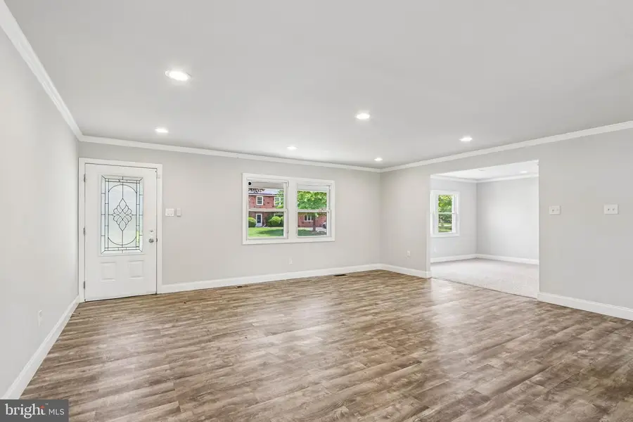 6 Newport Ln, Willingboro, NJ 08046 - #3