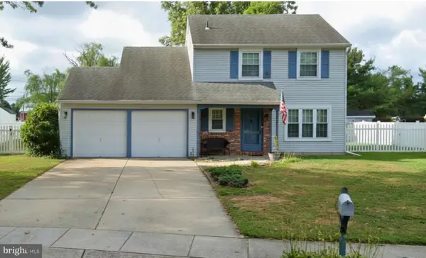 10 Honey Locust Ln, EASTAMPTON, NJ 08060