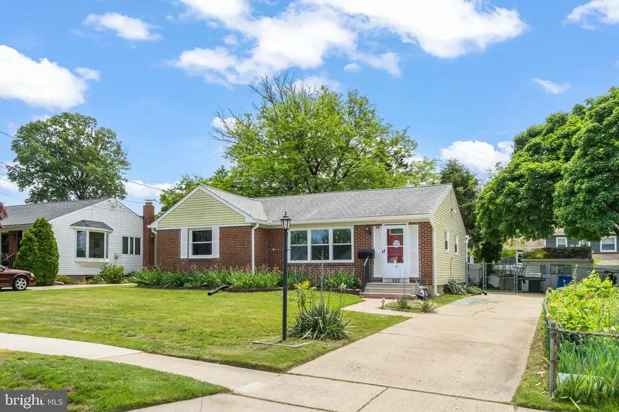 102 Washington Ave, Beverly, NJ 08010 - #3