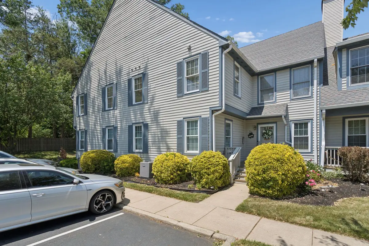 716 Westfield Dr, Cinnaminson, NJ 08077 - #1