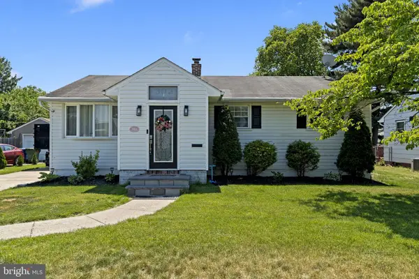 302 W Henry St, PALMYRA, NJ 08065
