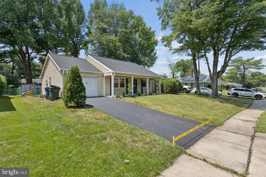 29 Executive Ln, Willingboro, NJ 08046 - #3