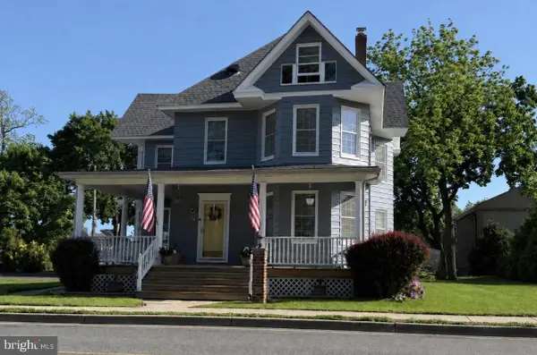 54 W Main St, WRIGHTSTOWN, NJ 08562