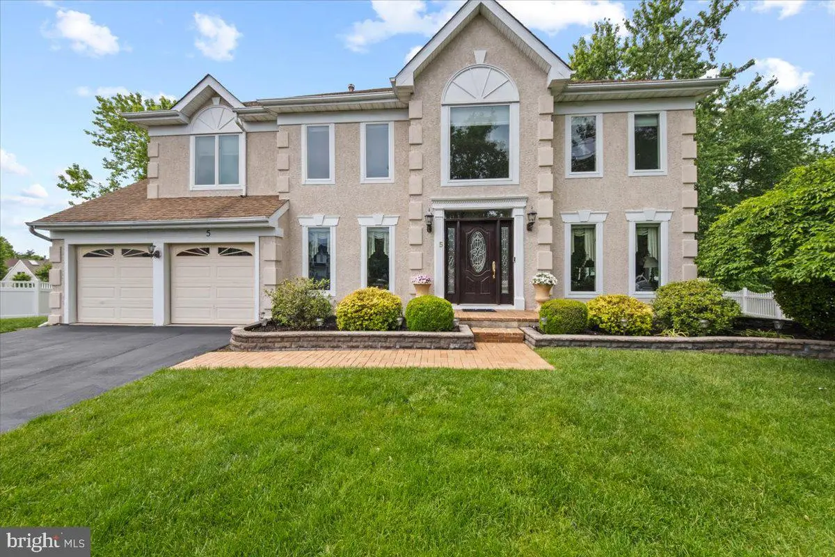 5 Austen Ct, Medford, NJ 08055 - #1