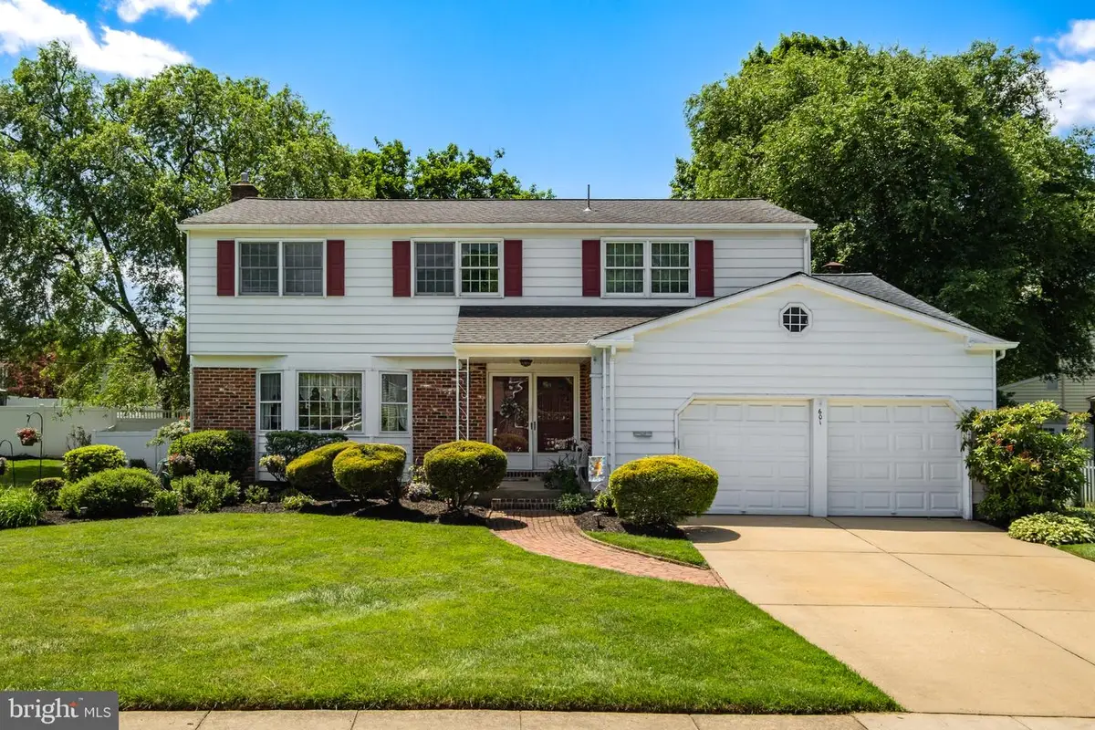 601 Norwood Rd, Mount Laurel, NJ 08054 - #1