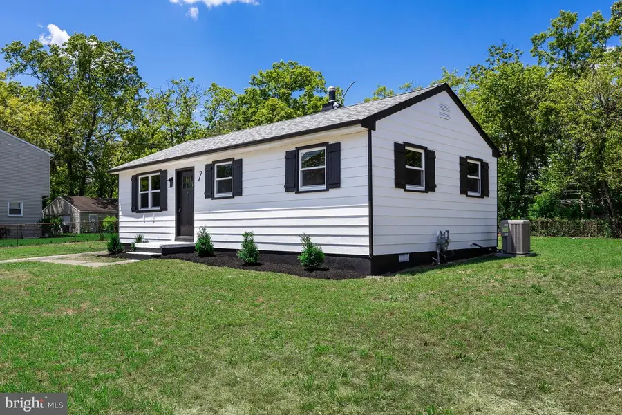 7 Coville Dr, Browns Mills, NJ 08015 - #2