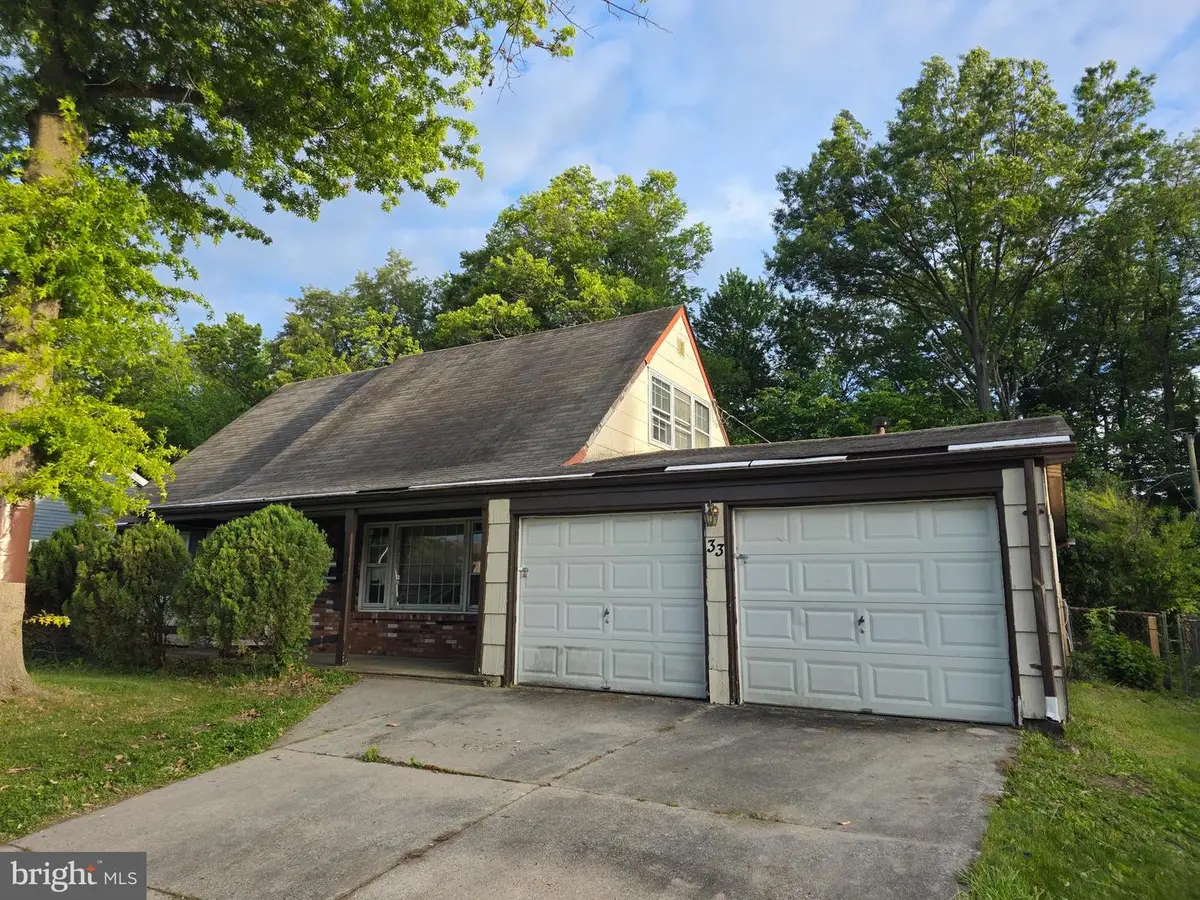 33 Evergreen Dr, Willingboro, NJ 08046 - #1