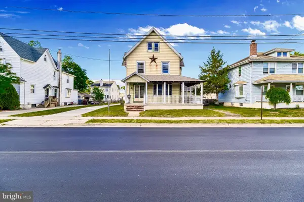 709 Bridgeboro St, RIVERSIDE, NJ 08075