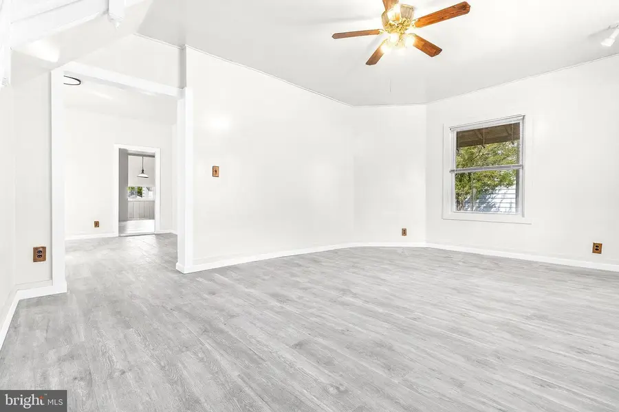 709 Bridgeboro St, Riverside, NJ 08075 - #3