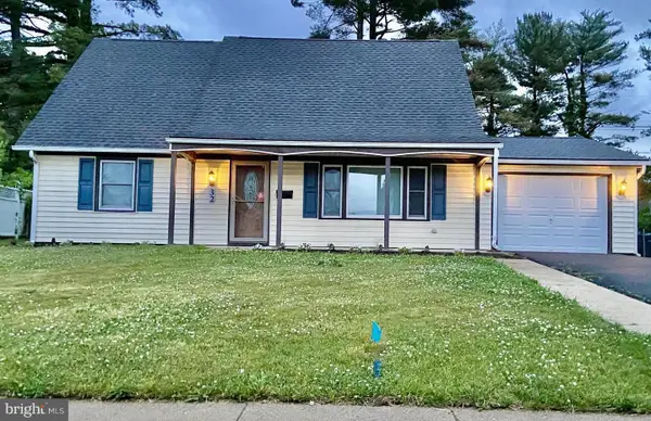 32 Haskell Ln, WILLINGBORO, NJ 08046