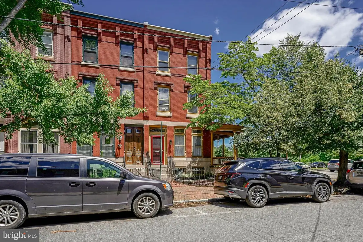 339 E Union St, Burlington, NJ 08016 - #1