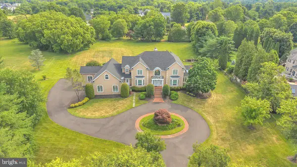735 Hartford Rd, MOORESTOWN, NJ 08057