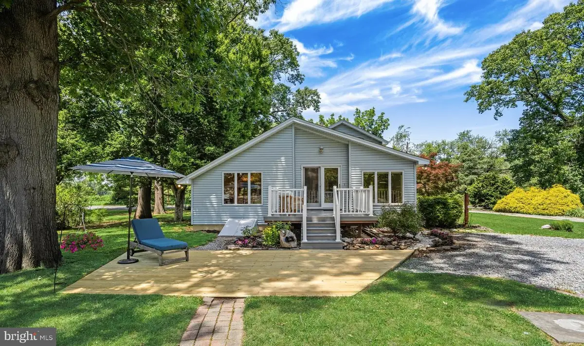 625 Delanco Rd, Edgewater Park, NJ 08010 - #1