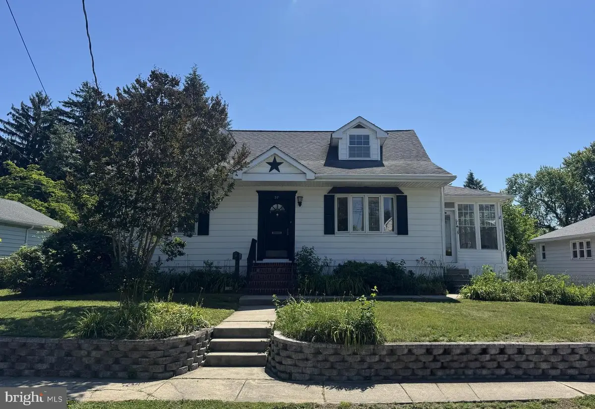57 S Terrace Ave, Maple Shade, NJ 08052 - #1