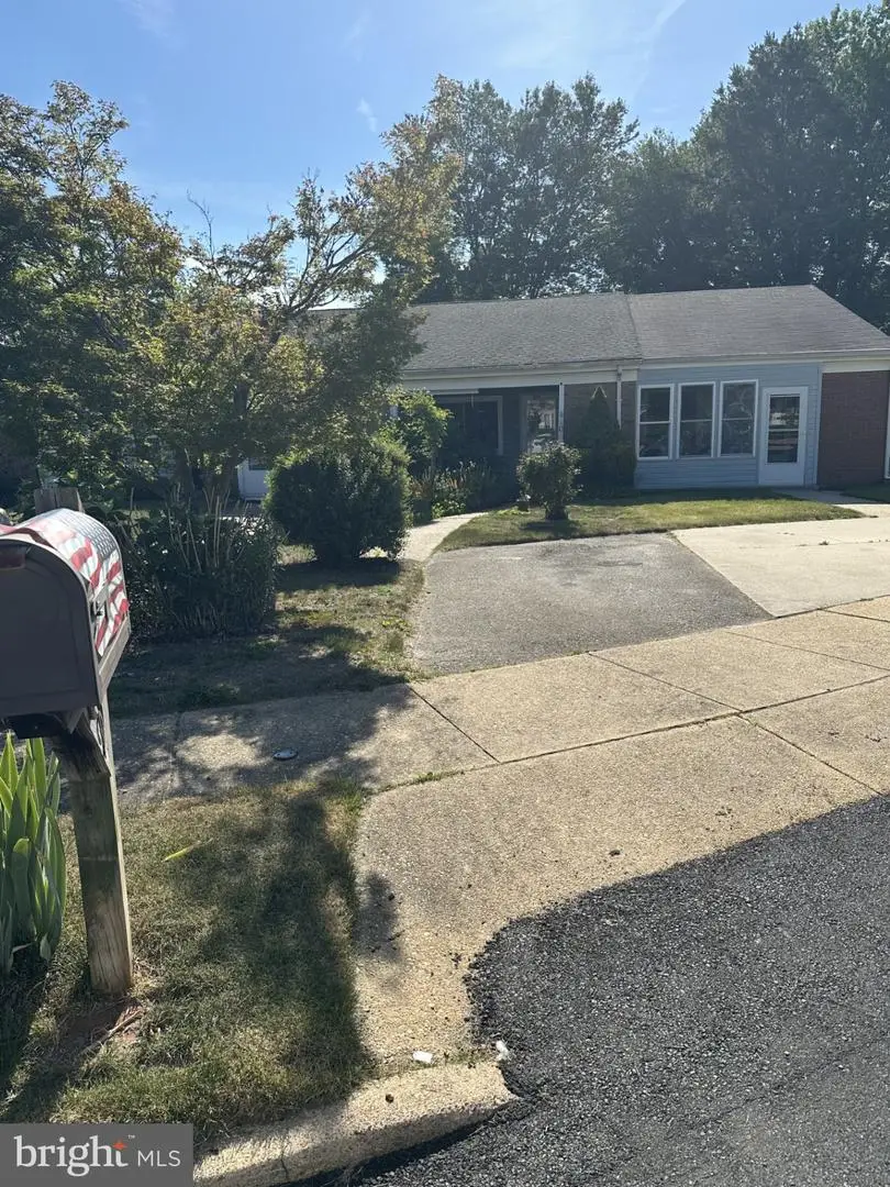 9 Farrington Ct, Leisuretowne, NJ 08088 - #2