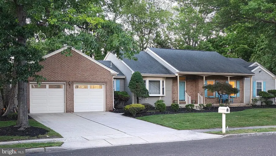 28 Hopemont Dr, Mount Laurel, NJ 08054 - #2