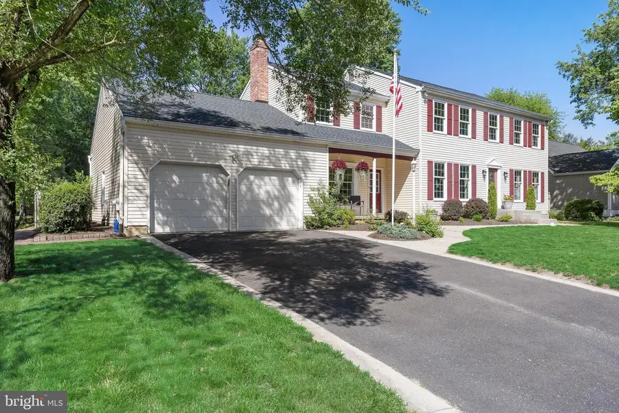 39 Cochise Cir, Medford Lakes, NJ 08055 - #2