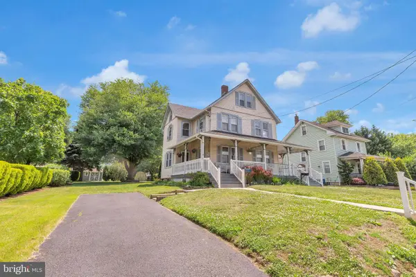 310 E 3rd St, MOORESTOWN, NJ 08057