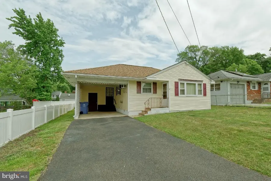 1329 Belgrade Ave, Burlington, NJ 08016 - #2