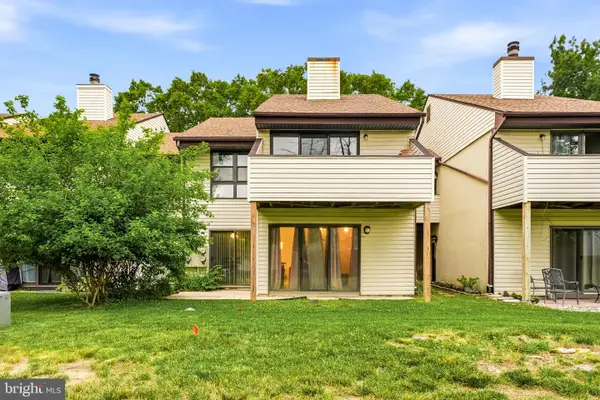 18-a E Daisy Ln #a, MOUNT LAUREL, NJ 08054