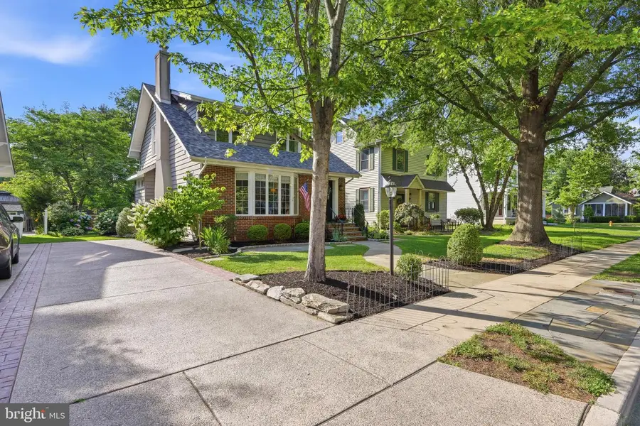 104 7th St, Riverton, NJ 08077 - #3