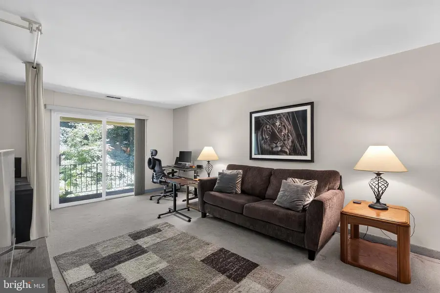 411 N Stiles Ave #a6, Maple Shade, NJ 08052 - #2