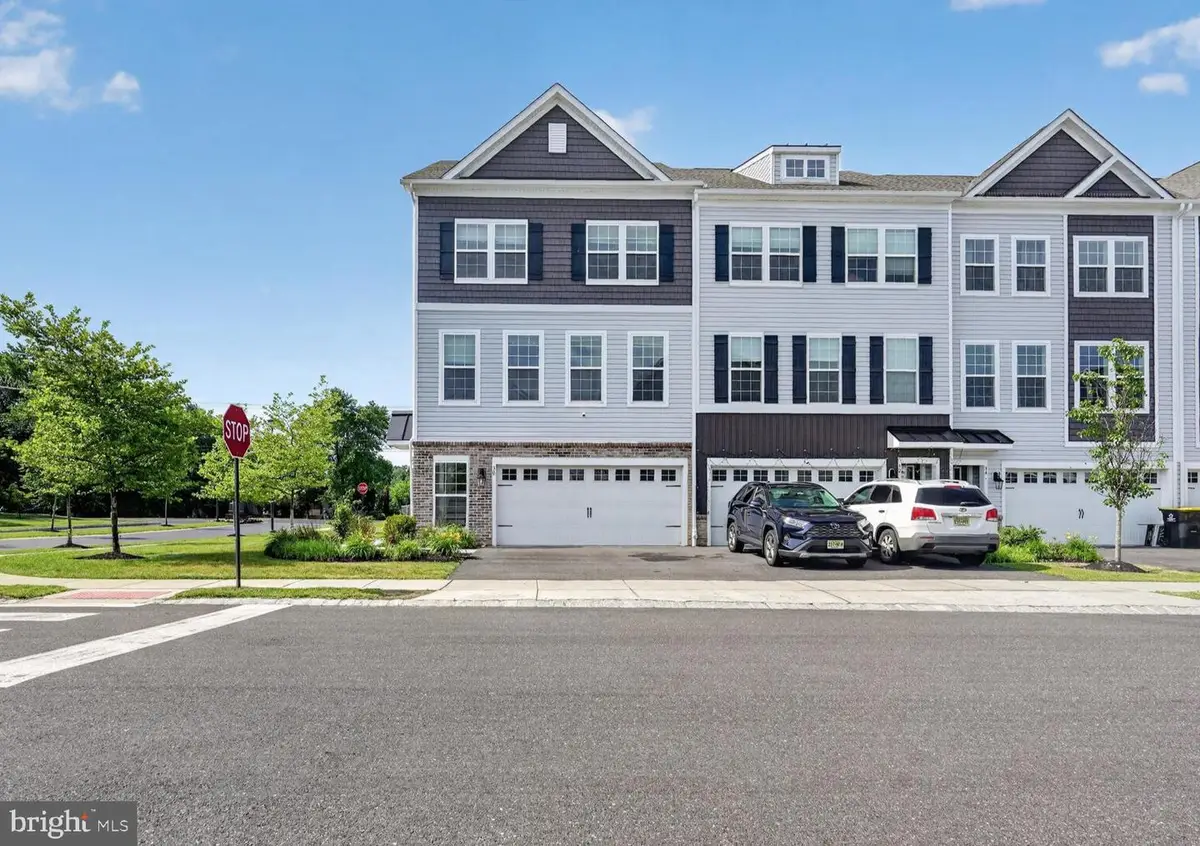 30 Autumn Park Dr, Medford, NJ 08055 - #1
