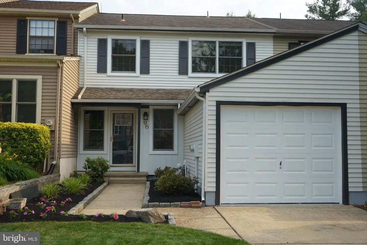 96 Farnwood Rd, Mount Laurel, NJ 08054 - #1