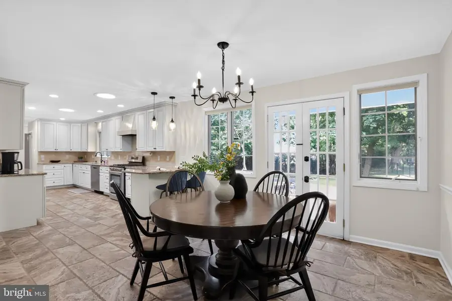 302 Bridgeboro Rd, Moorestown, NJ 08057 - #3