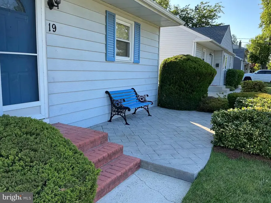 19 Paul Rd, Maple Shade, NJ 08052 - #3
