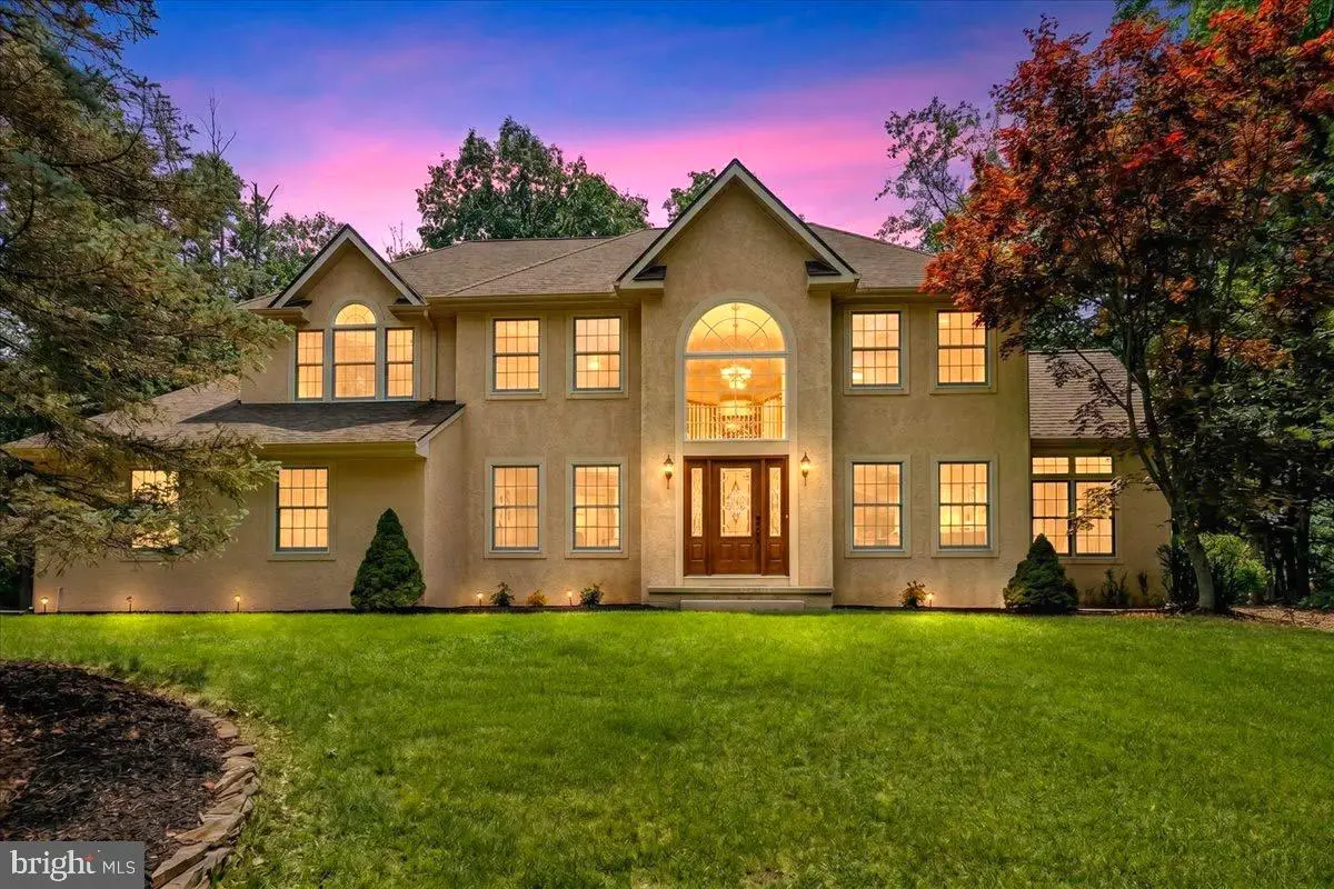 32 Constitution Dr, Southampton, NJ 08088 - #1