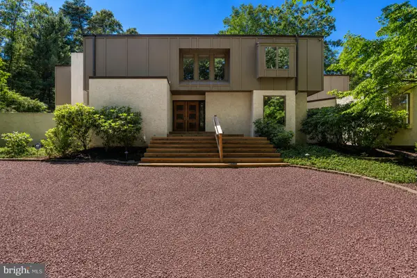 11 Pinecrest Dr, MEDFORD, NJ 08055