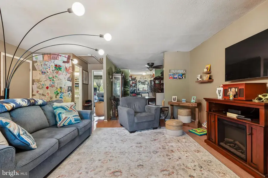 1294 Cooper #e8, Edgewater Park, NJ 08010 - #3