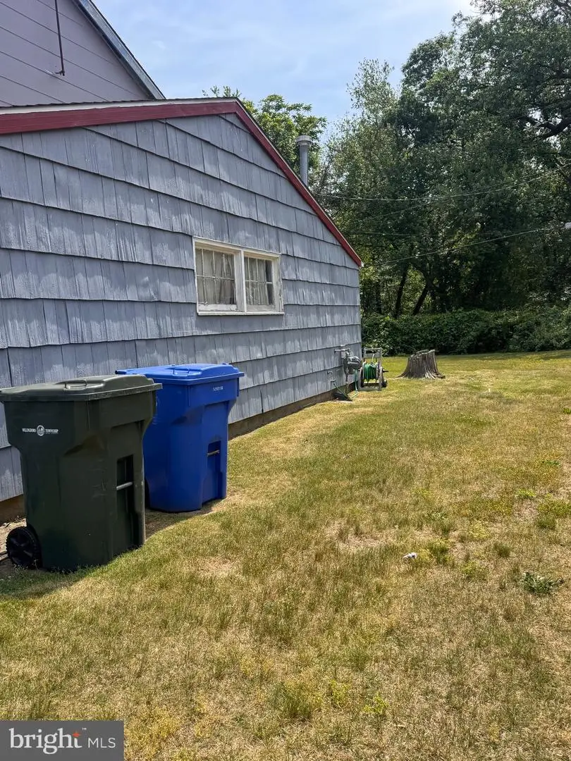 21 Bartlett Ln, Willingboro, NJ 08046 - #3
