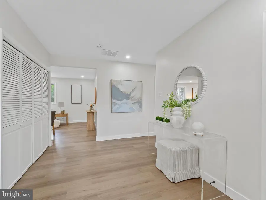 201 S Garden Blvd, Beverly, NJ 08010 - #3